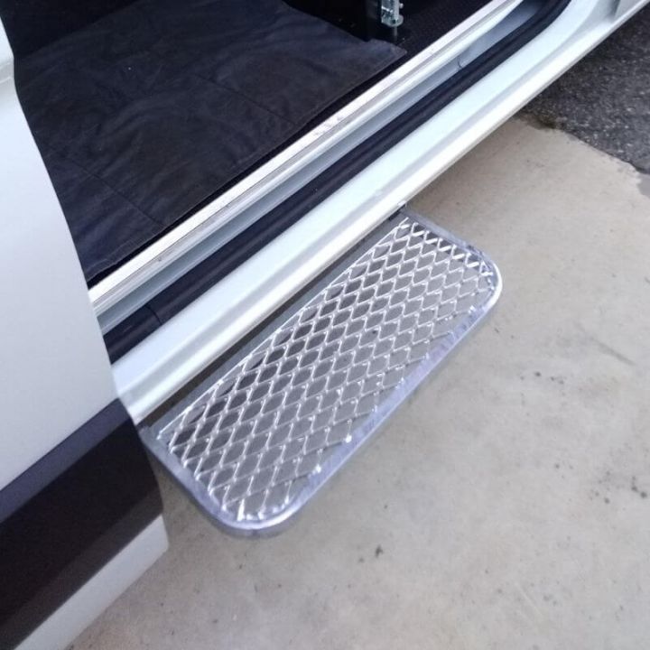 Marchepied latéral rétractable - Ford Transit - ouvert