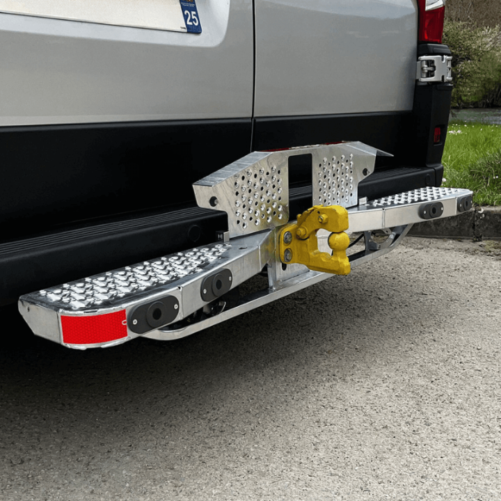 Marchepied en position relevée et verrouillée Volkswagen T7 2025+