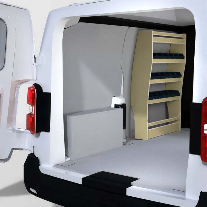 Aménagement compact Fiat Scudo 2022+ avec casier bois et bacs côté gauche