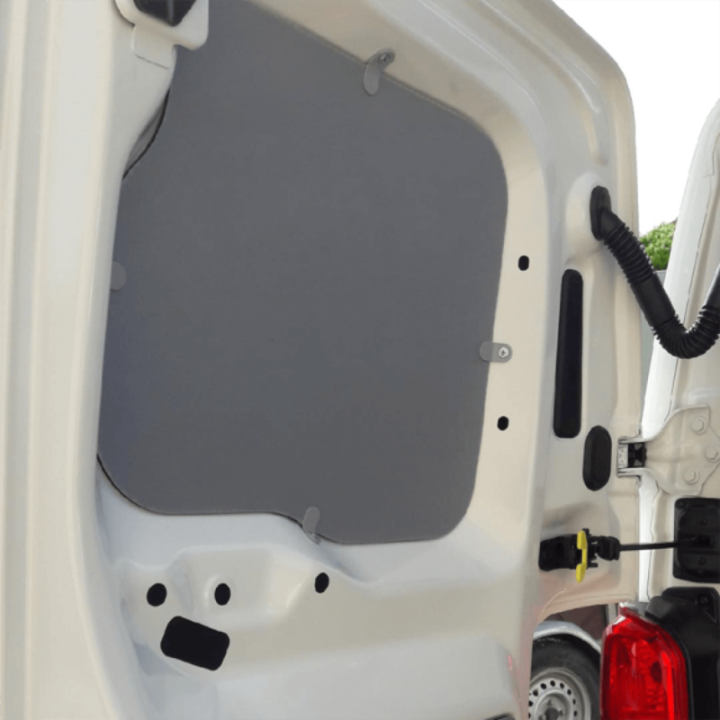 Habillage bois parois Kia PV5 - interieur - photo générique