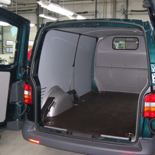Habillage polypro & bois - Volkswagen Transporter - kit complet : plancher, parois, portes et passages de roue Habillage polypro & bois - Volkswagen Transporter - kit complet : plancher, parois, portes et passages de roue