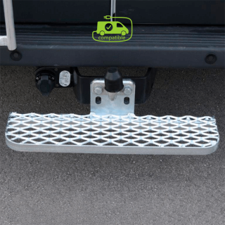 marchepied fixe pour véhicule utilitaire avec ferrure d'attelage - 660 x 160mm marchepied fixe pour véhicule utilitaire avec ferrure d'attelage - 660 x 160mm
