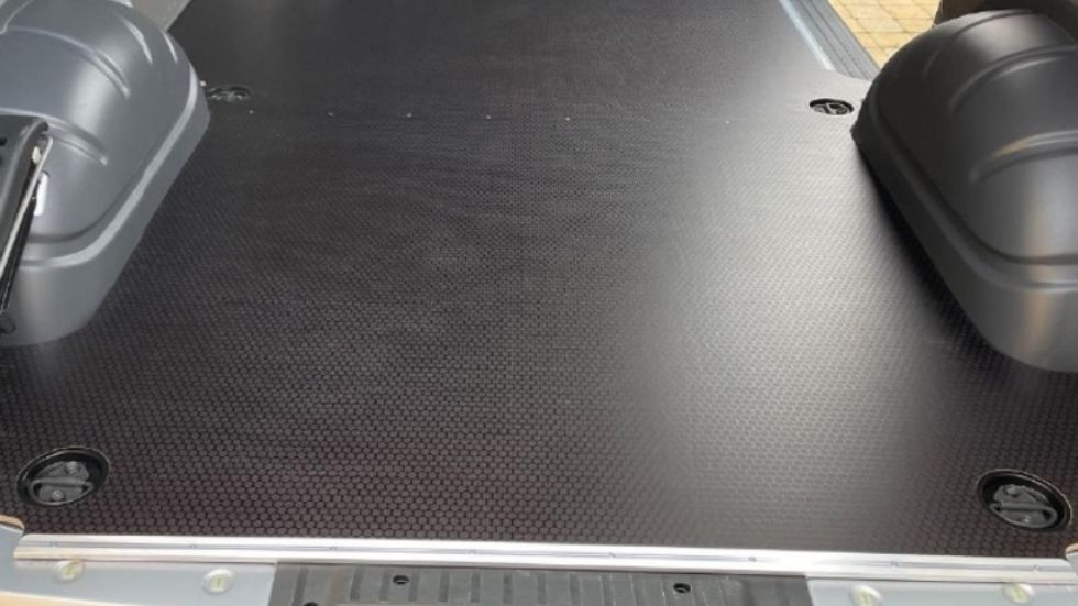 Comment bien choisir son plancher utilitaire ?